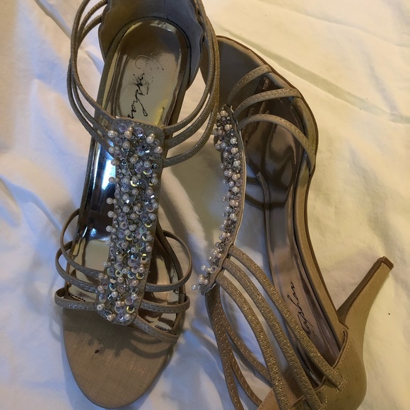 Shoes - Picture 2 of 2